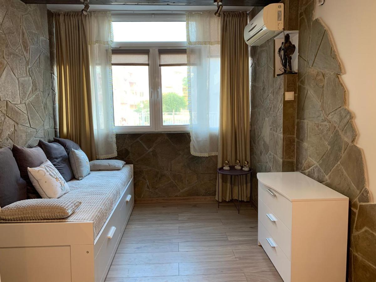 Анси Pomorie Ngoại thất bức ảnh